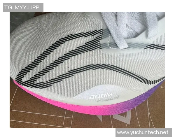 足球明星推荐的最佳跑鞋选择及穿搭技巧解析 足球明星推荐的最佳跑鞋选择及穿搭技巧解析